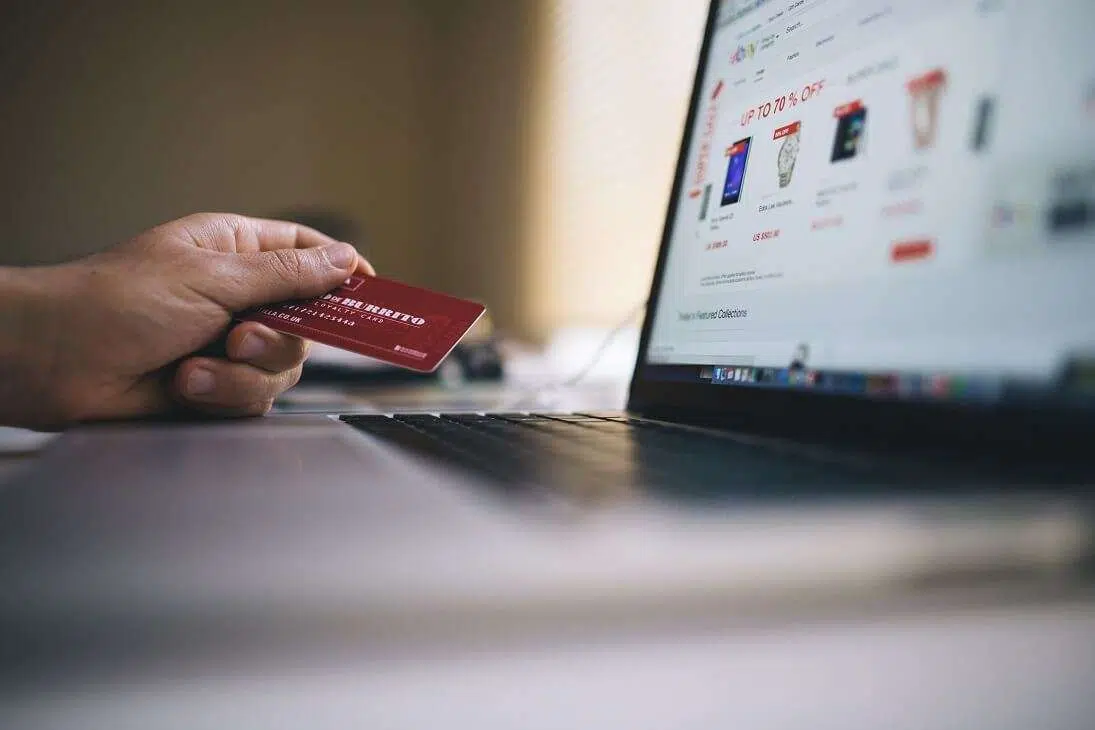 De nos jours, la plupart des parcours clients commencent numériquement